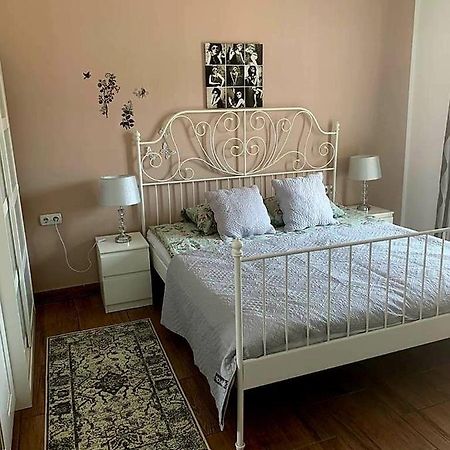 Studio Apartmant Leona With Parking Place สปลิท ภายนอก รูปภาพ