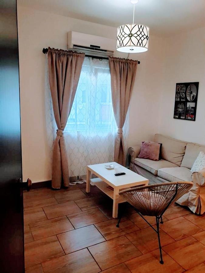 Studio Apartmant Leona With Parking Place สปลิท ภายนอก รูปภาพ