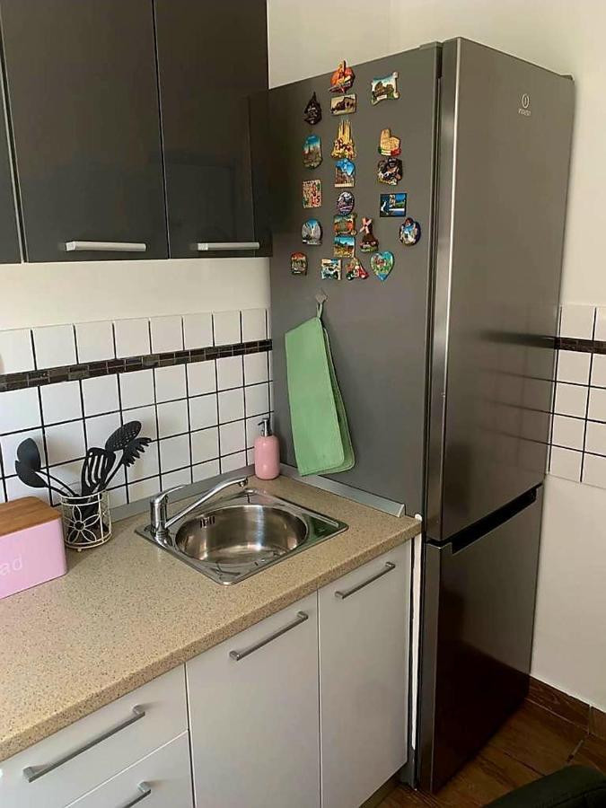 Studio Apartmant Leona With Parking Place สปลิท ภายนอก รูปภาพ