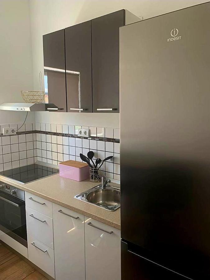 Studio Apartmant Leona With Parking Place สปลิท ภายนอก รูปภาพ