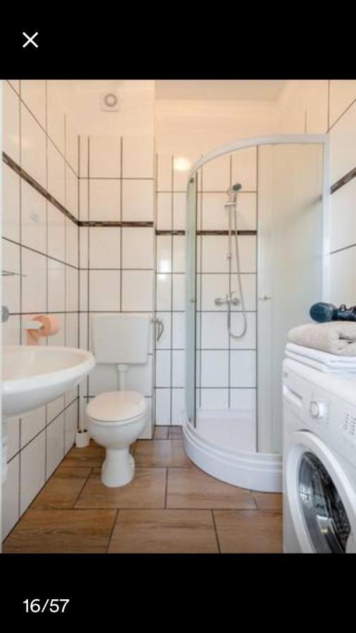 Studio Apartmant Leona With Parking Place สปลิท ภายนอก รูปภาพ